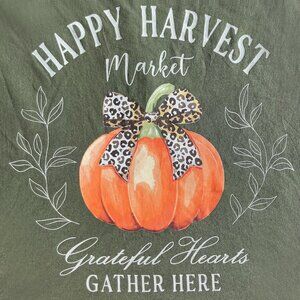 NWT! "Happy Harvest Market" T-shirt - L
